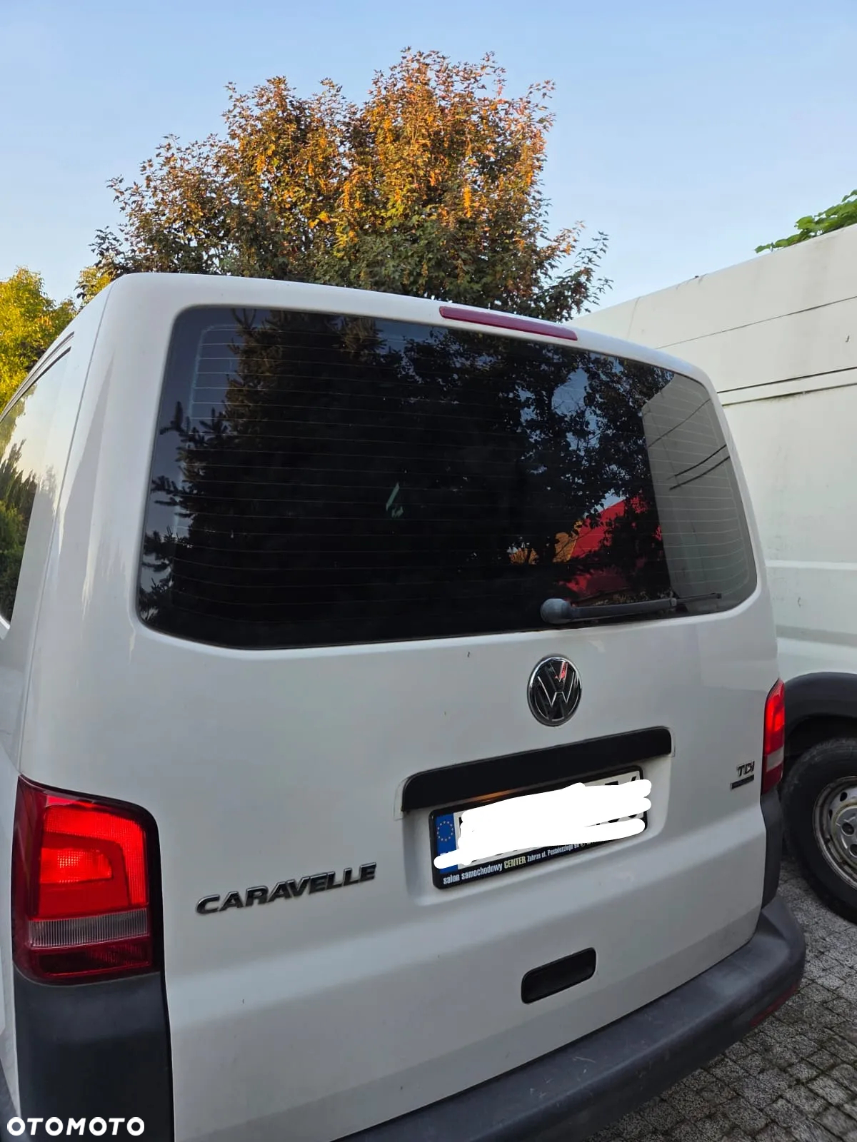 Volkswagen Caravelle - 2