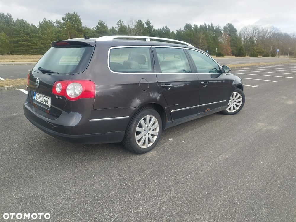 Volkswagen Passat 2.0 TDI Comfortline - 13