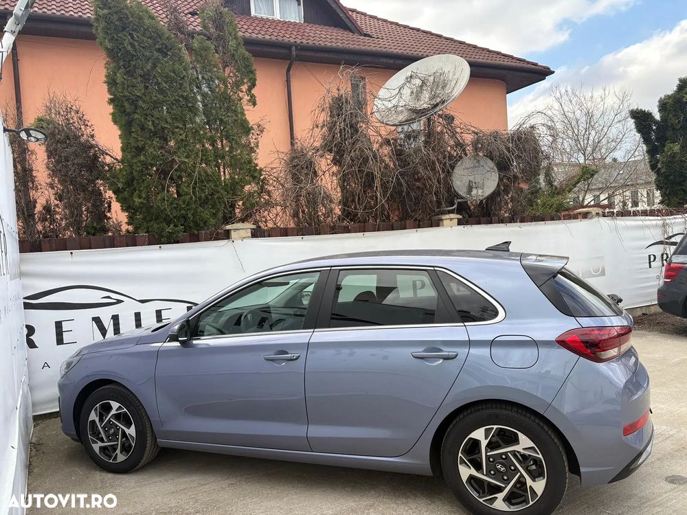 Hyundai i30 1.5 96CP M/T Comfort - 12