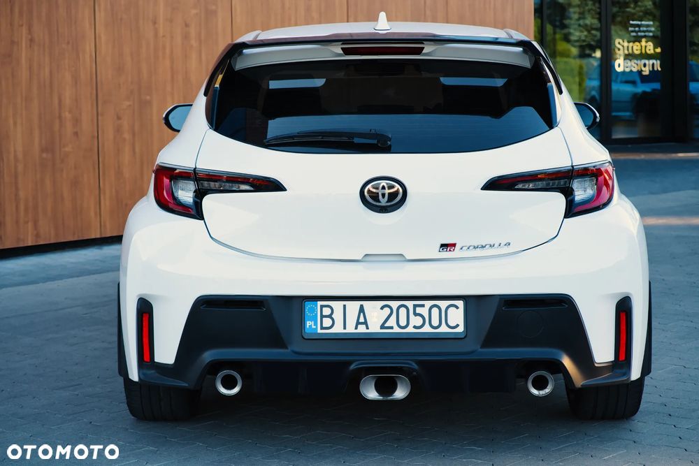 Toyota Corolla - 5
