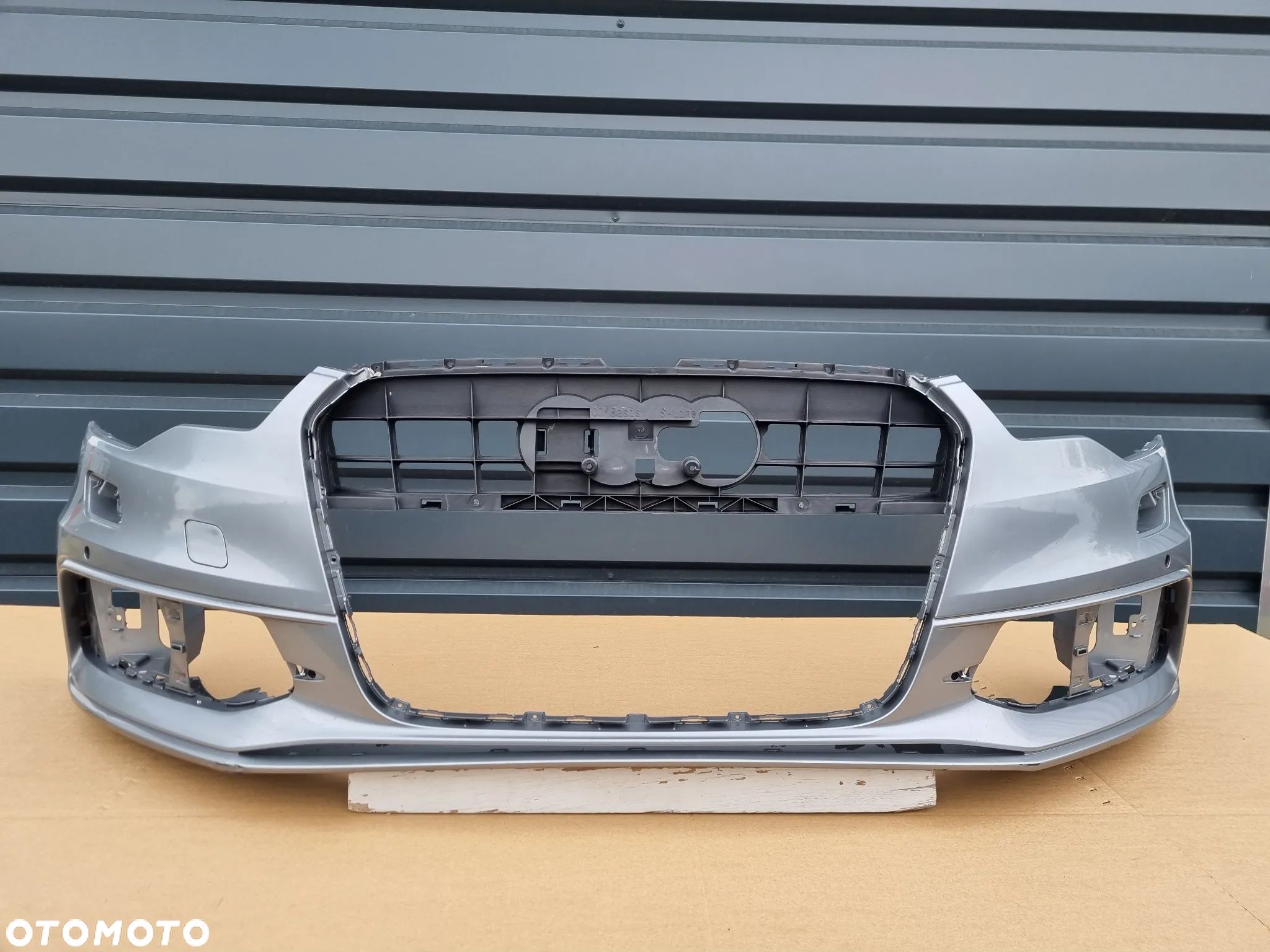 AUDI A6 C7 S-LINE 2011- Zderzak przód oryginał MB394 - 1