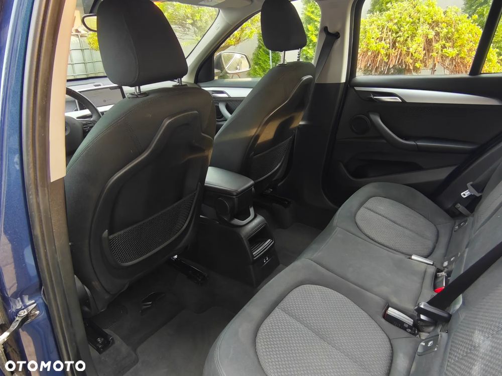 BMW X1 sDrive16d - 24