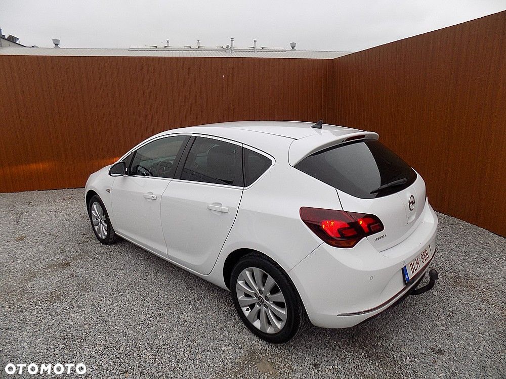 Opel Astra 1.4 Turbo Selection - 3