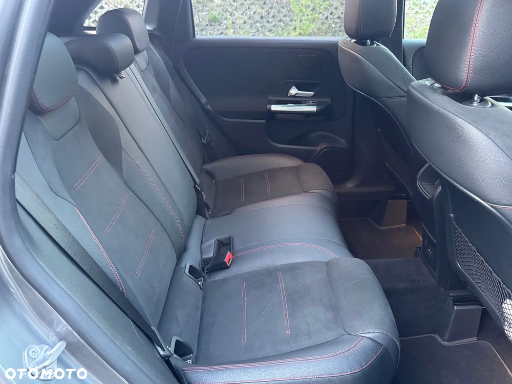 Mercedes-Benz Klasa B 200 d 8G-DCT AMG Line Advanced Plus - 19