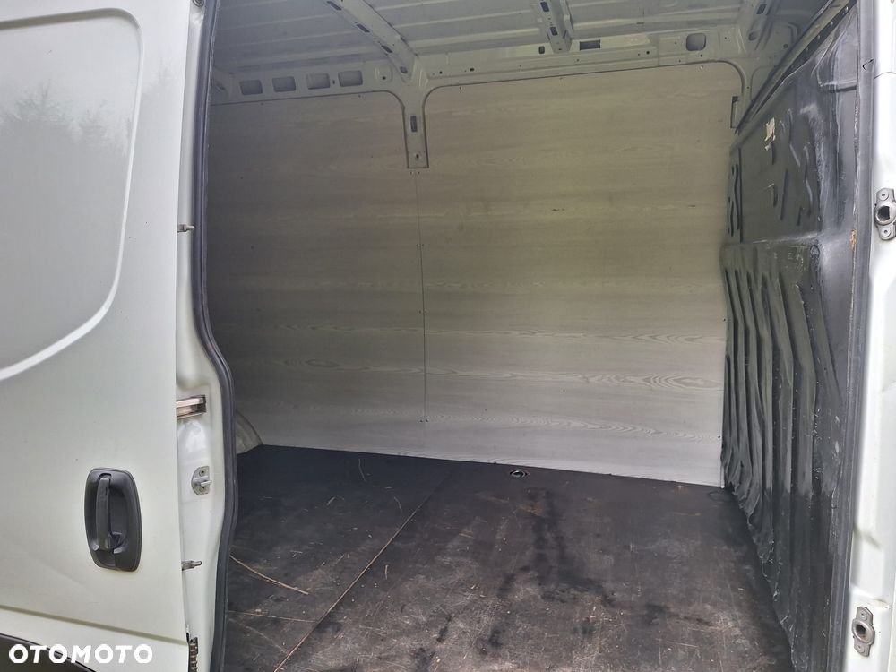 Iveco DAILY 35S14 - 11
