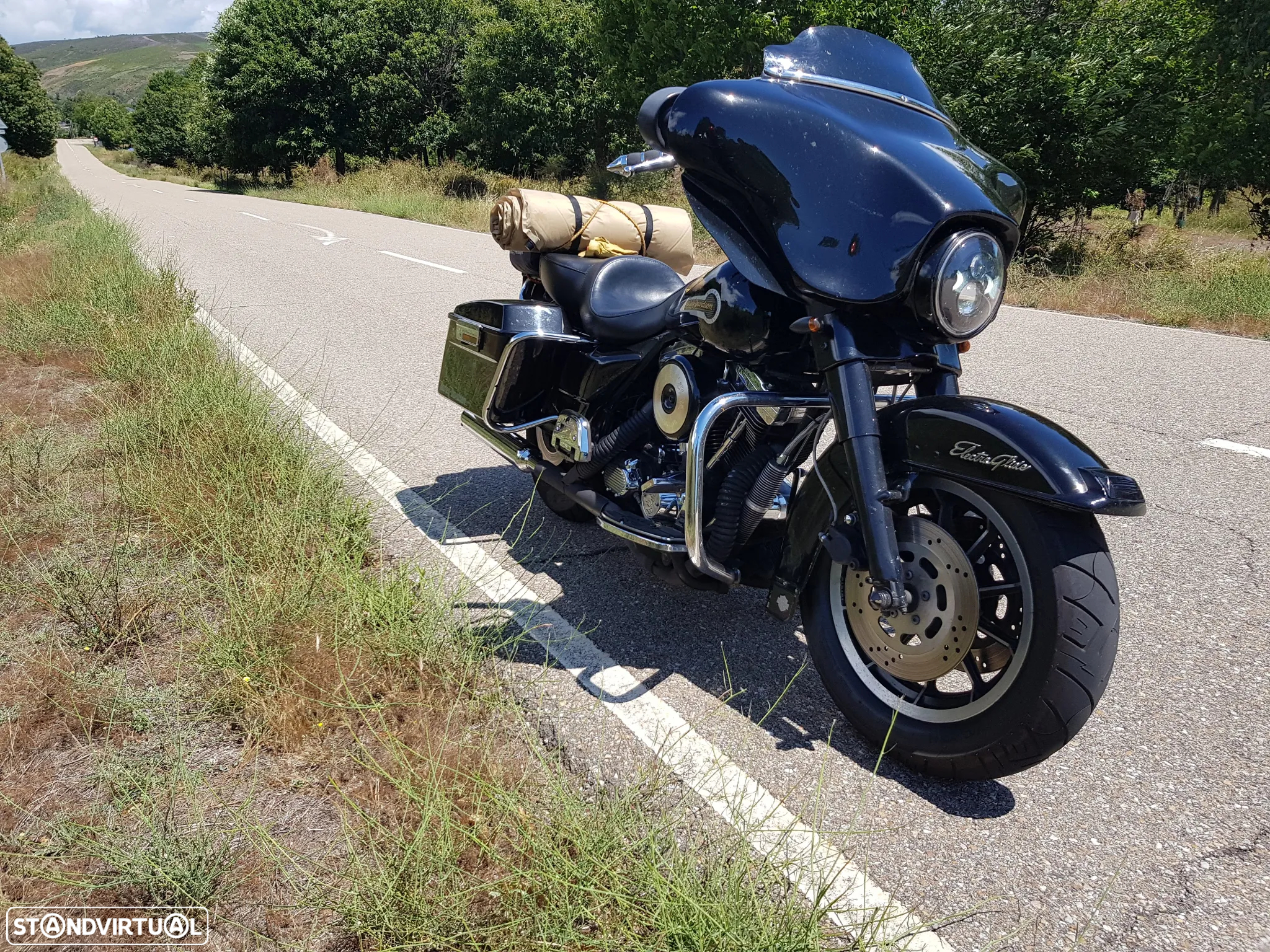 Harley-Davidson FLHTC - 3