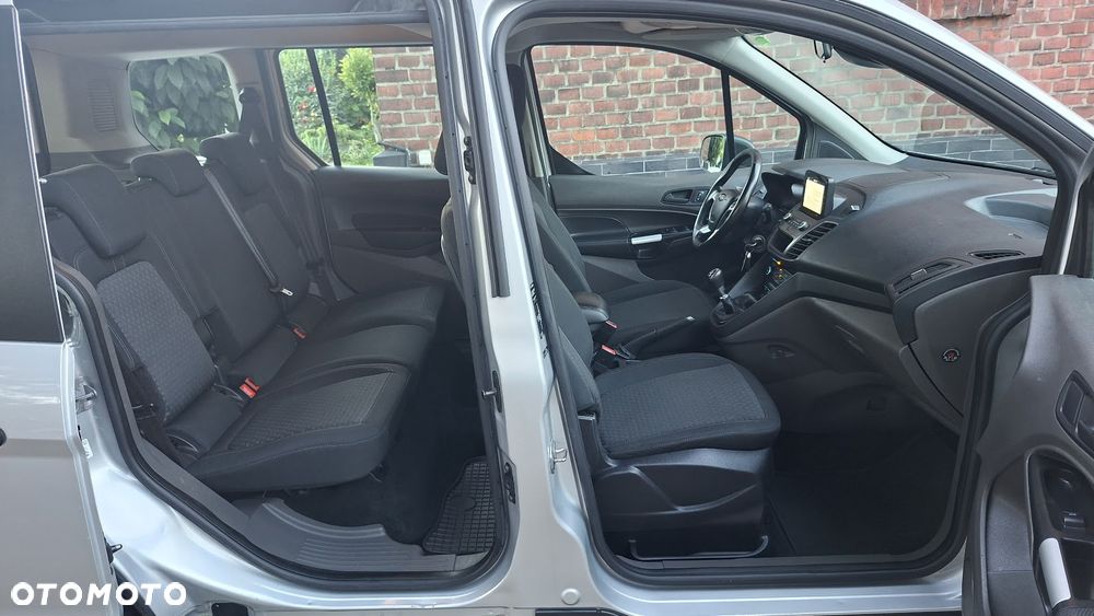 Ford Transit Connect - 10