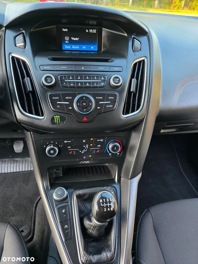 Ford Focus 1.0 EcoBoost Active Business - 20