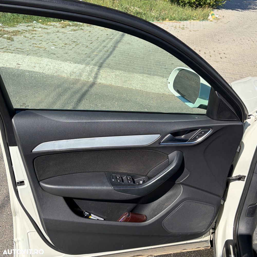 Audi Q3 2.0 TDI Quattro S tronic - 16