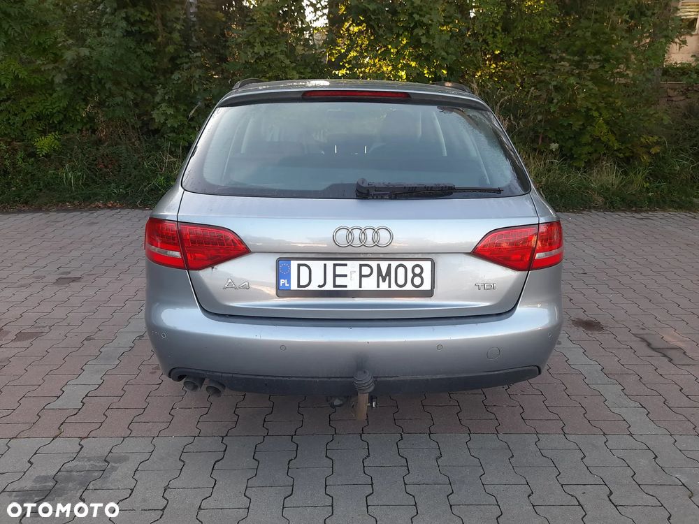 Audi A4 - 5