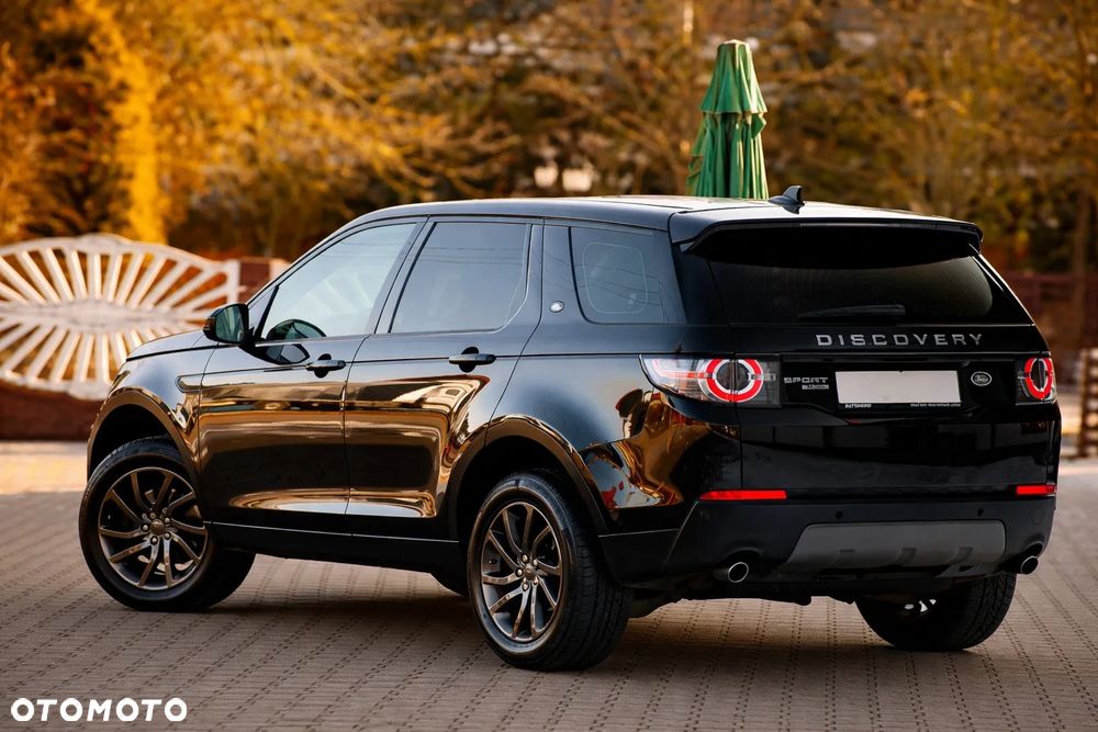 Land Rover Discovery Sport - 28