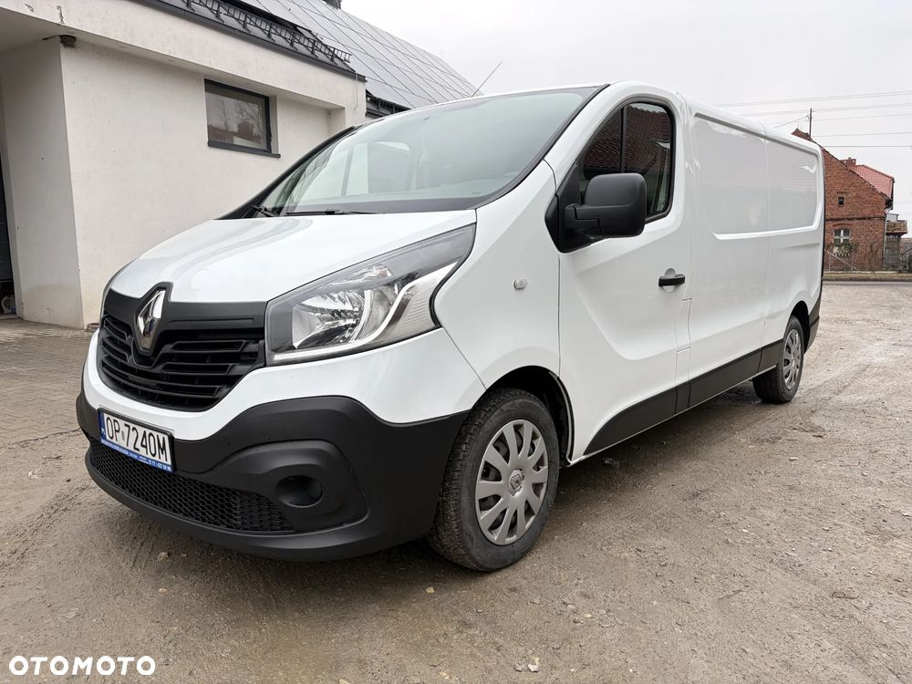 Renault Trafic - 2
