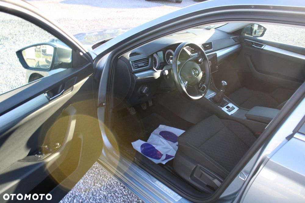 Skoda Superb - 20