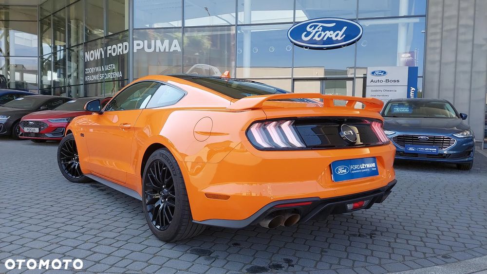 Ford Mustang 5.0 V8 GT - 2