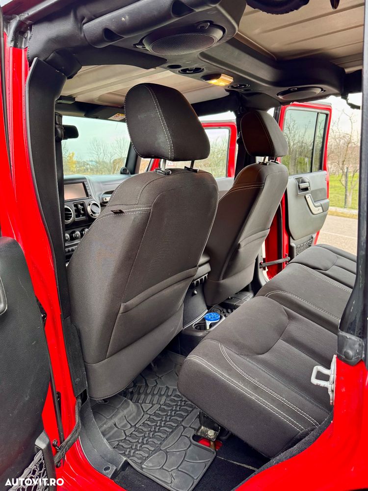 Jeep Wrangler Unlimited 2.8 CRD AT Rubicon - 23