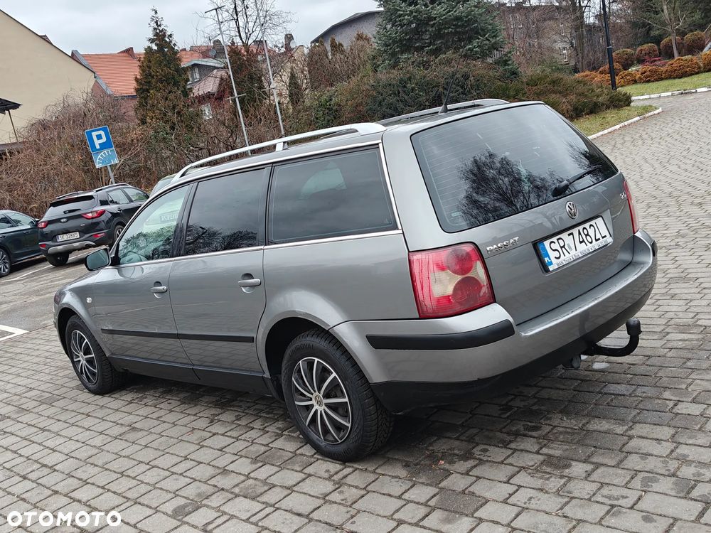 Volkswagen Passat - 12