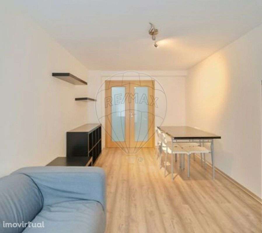 Apartamento T1 para arrendamento - Grande imagem: 2/8