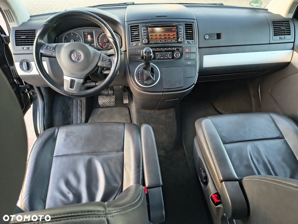 Volkswagen Multivan - 5