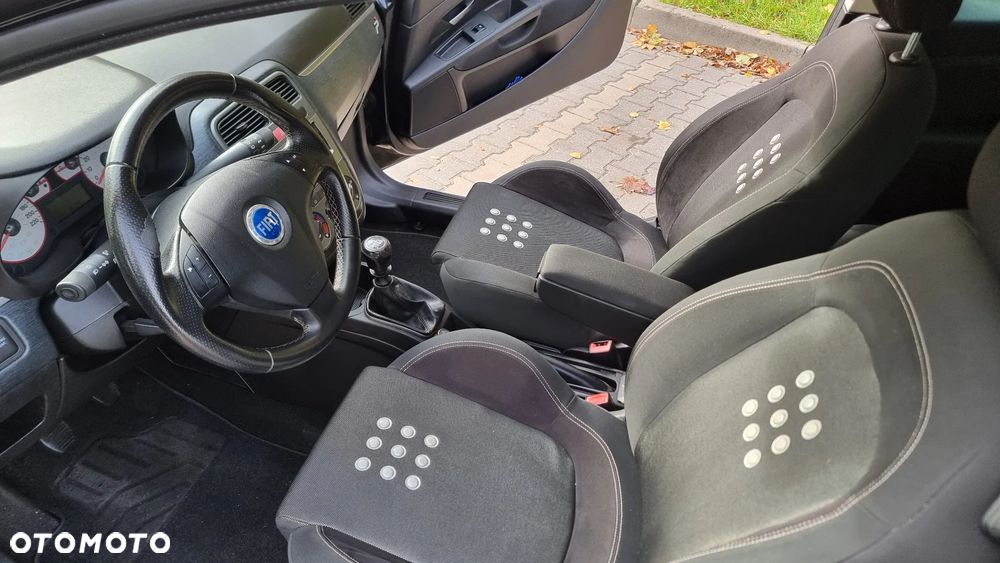 Fiat Punto 1.4 16V Sporting - 15