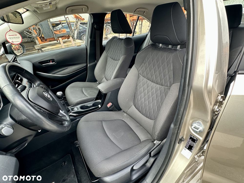 Toyota Corolla 1.5 Comfort - 10