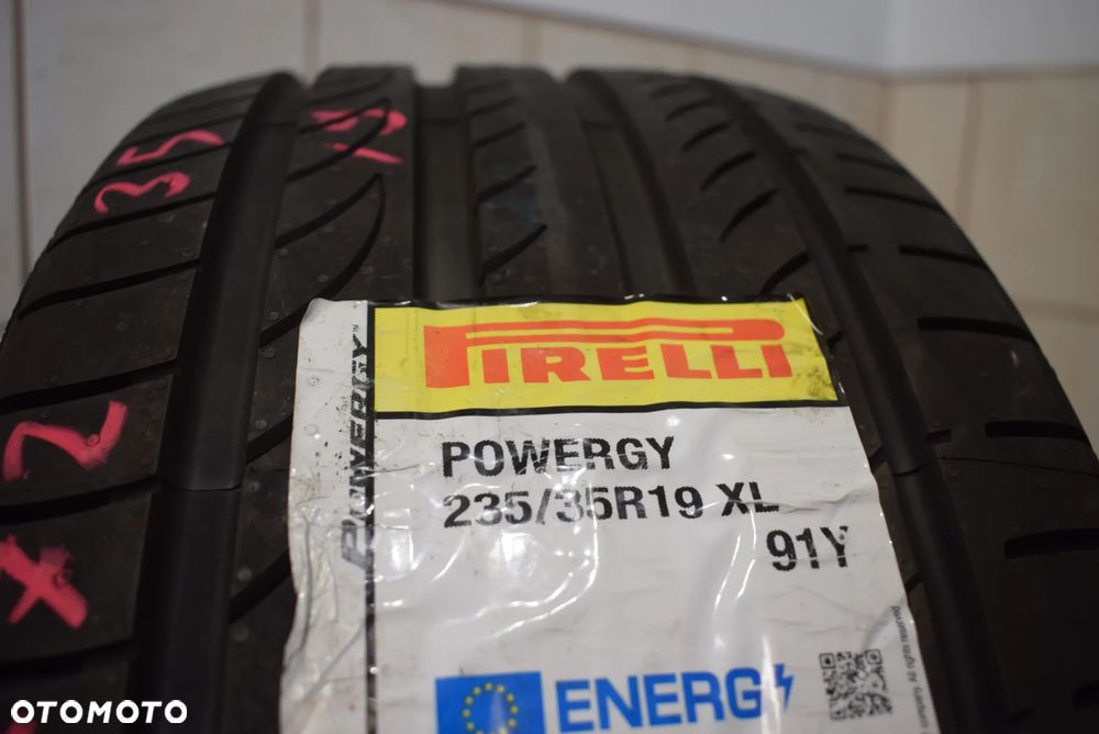 R19 235/35 Pirelli Powergy Wysyłka gratis! - 2