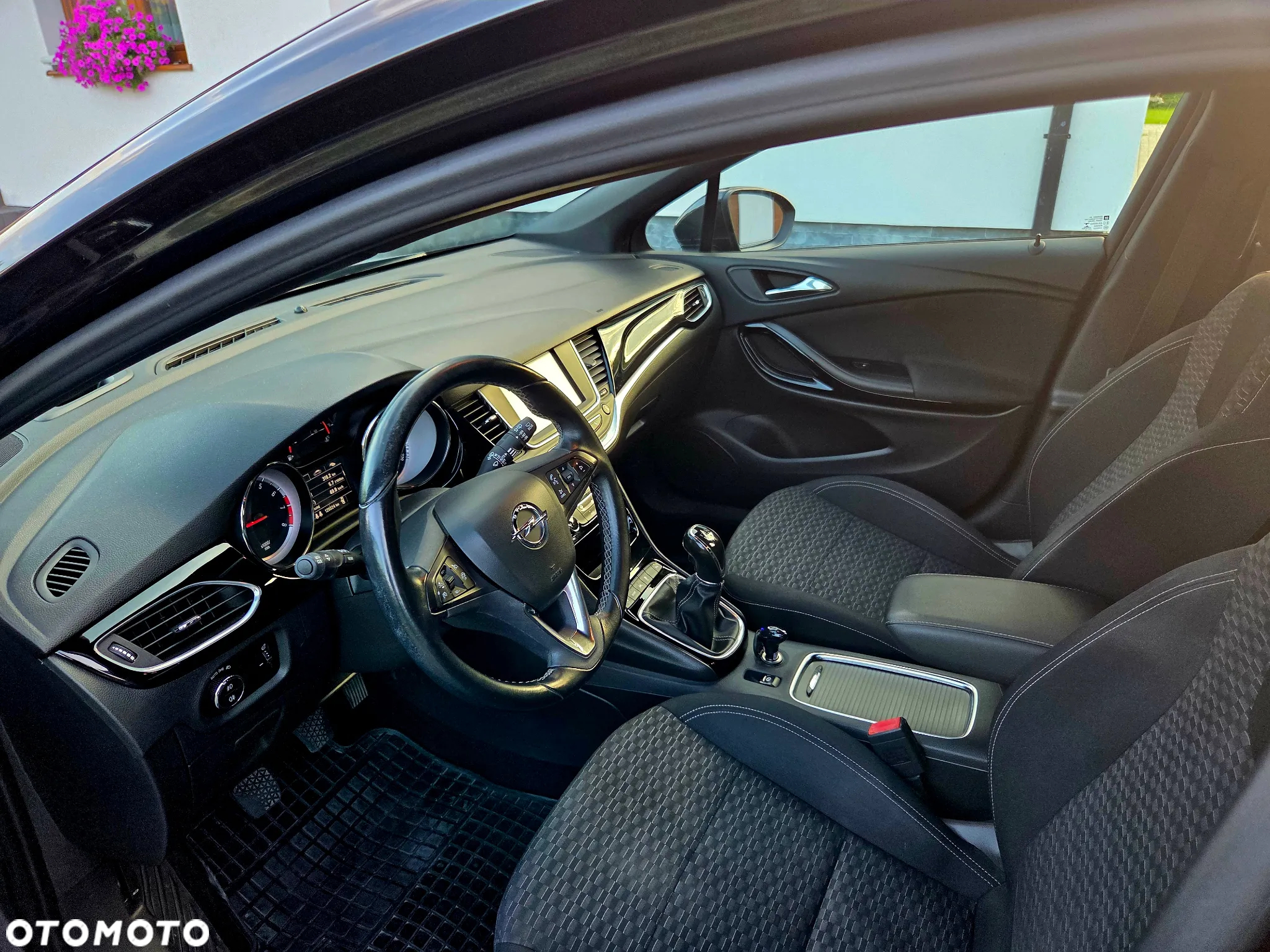 Opel Astra 1.4 Turbo Start/Stop Business - 13