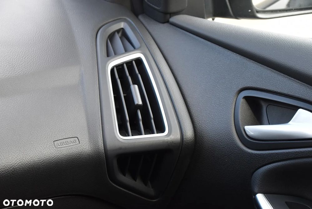 Ford Focus SW 2.0 TDCi ST - 20