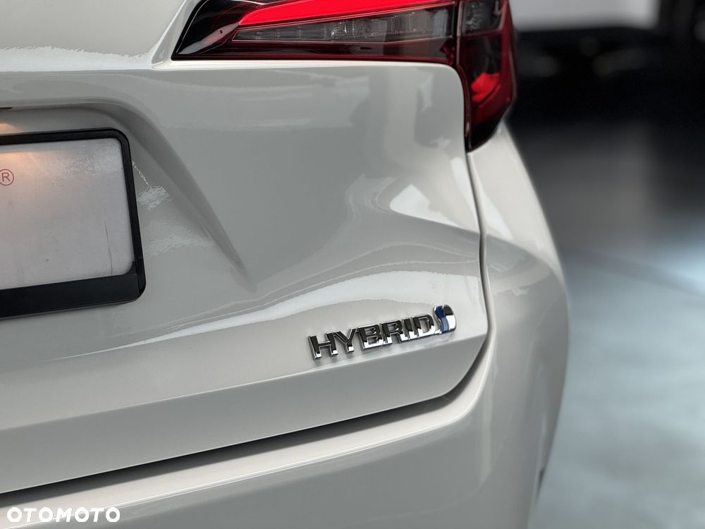 Toyota Corolla 1.8 Hybrid Comfort - 37
