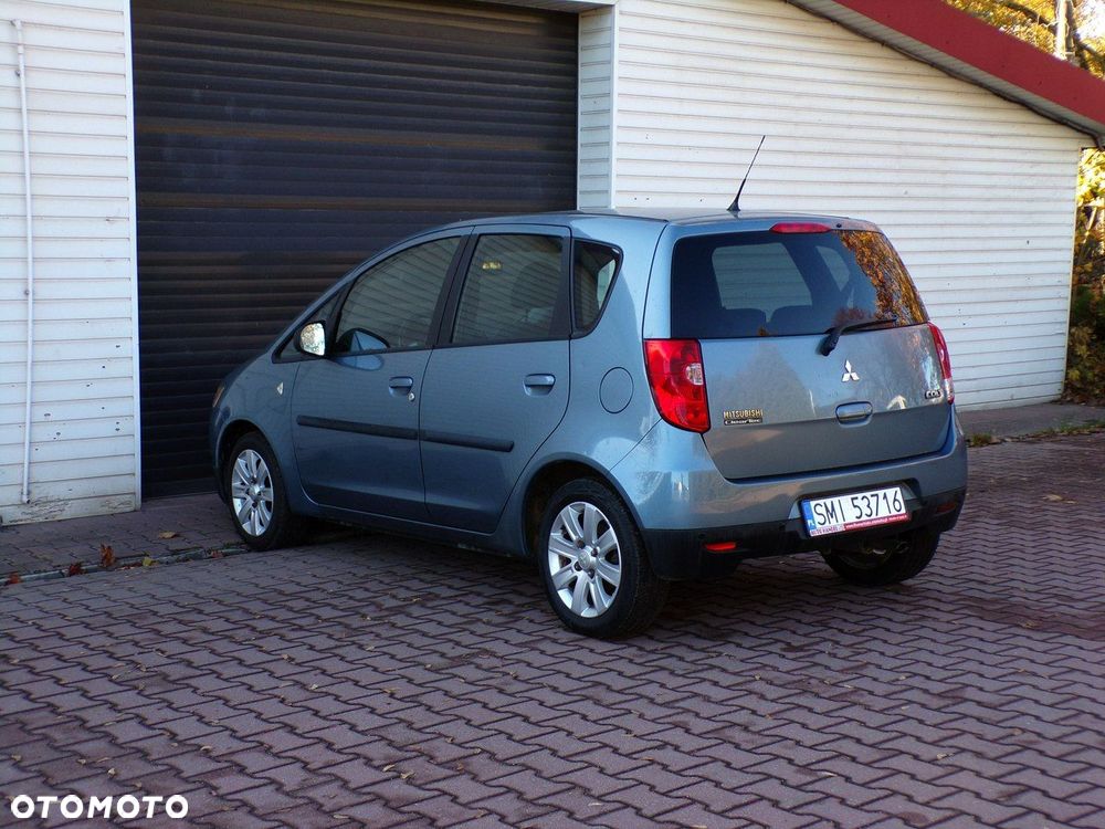 Mitsubishi Colt - 10