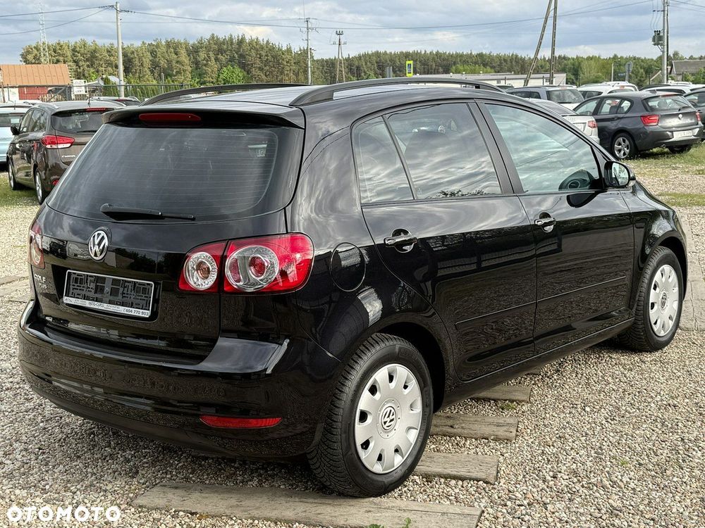 Volkswagen Golf Plus - 15