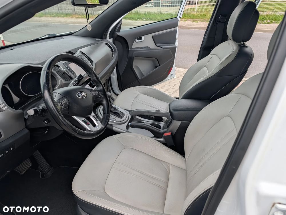 Kia Sportage 2.0 CRDI L AWD - 13