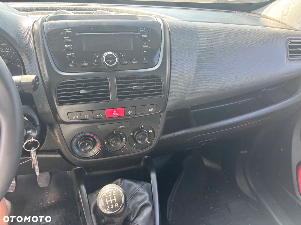 Fiat DOBLO 1.3 - 8