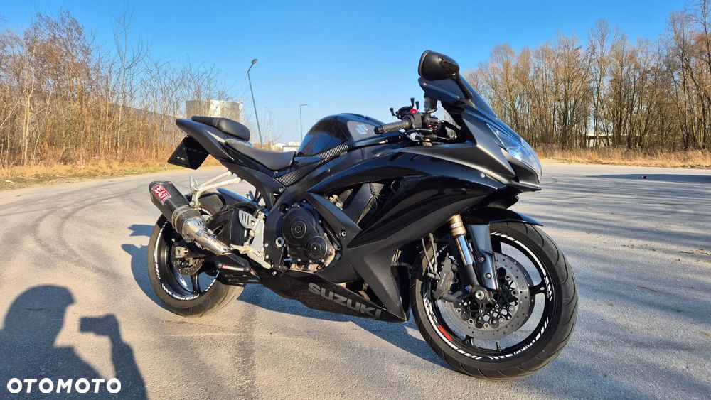 Suzuki GSX-R - 4