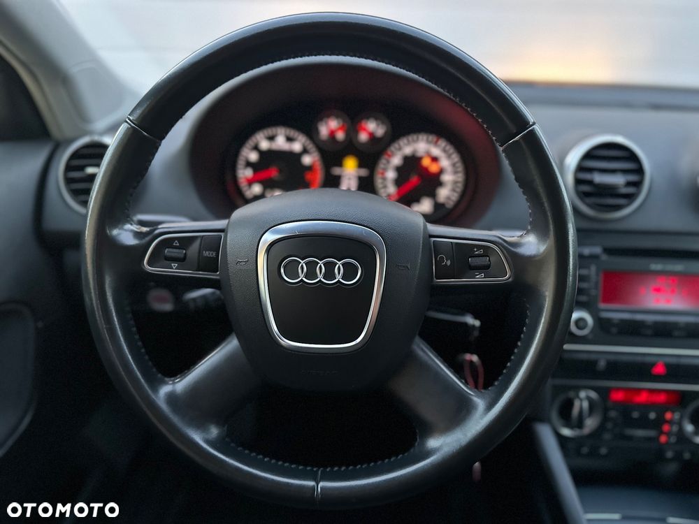 Audi A3 Sportback 1.6 Attraction - 22