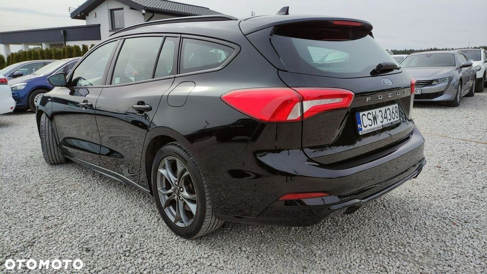 Ford Focus 1.5 EcoBlue Start-Stopp-System ST-LINE DESIGN - 4