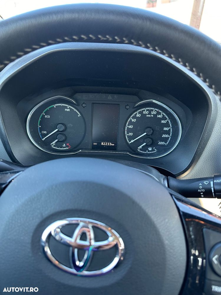 Toyota Yaris 1.5 VVT-i HSD Luna - 6