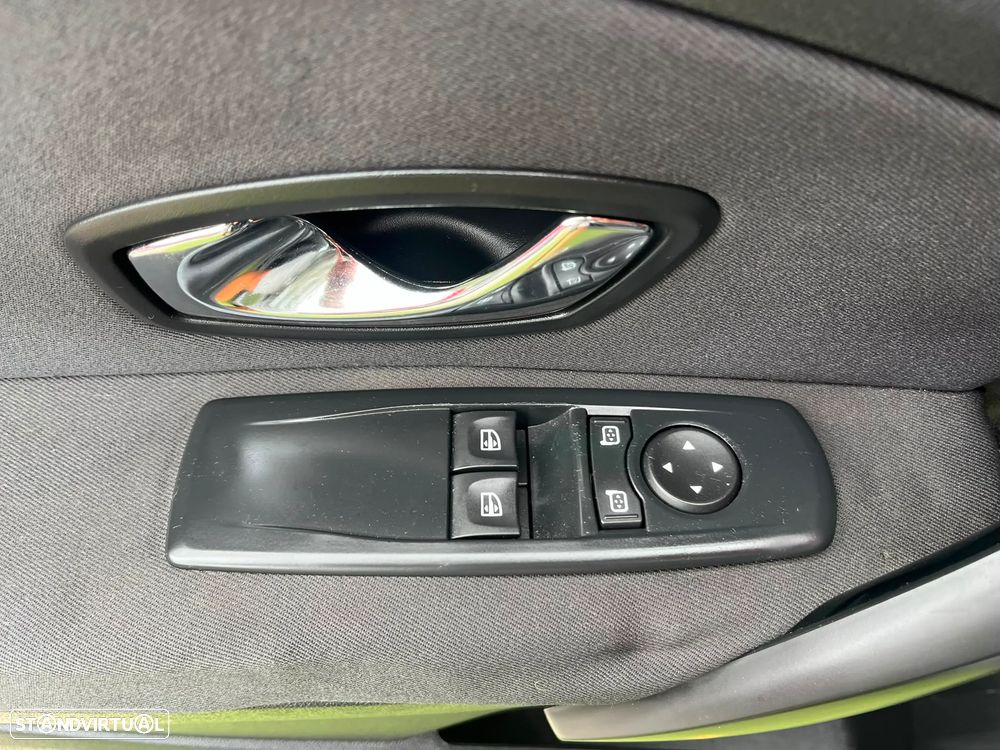 Renault Mégane Coupe 1.5 dCi Dynamique - 16
