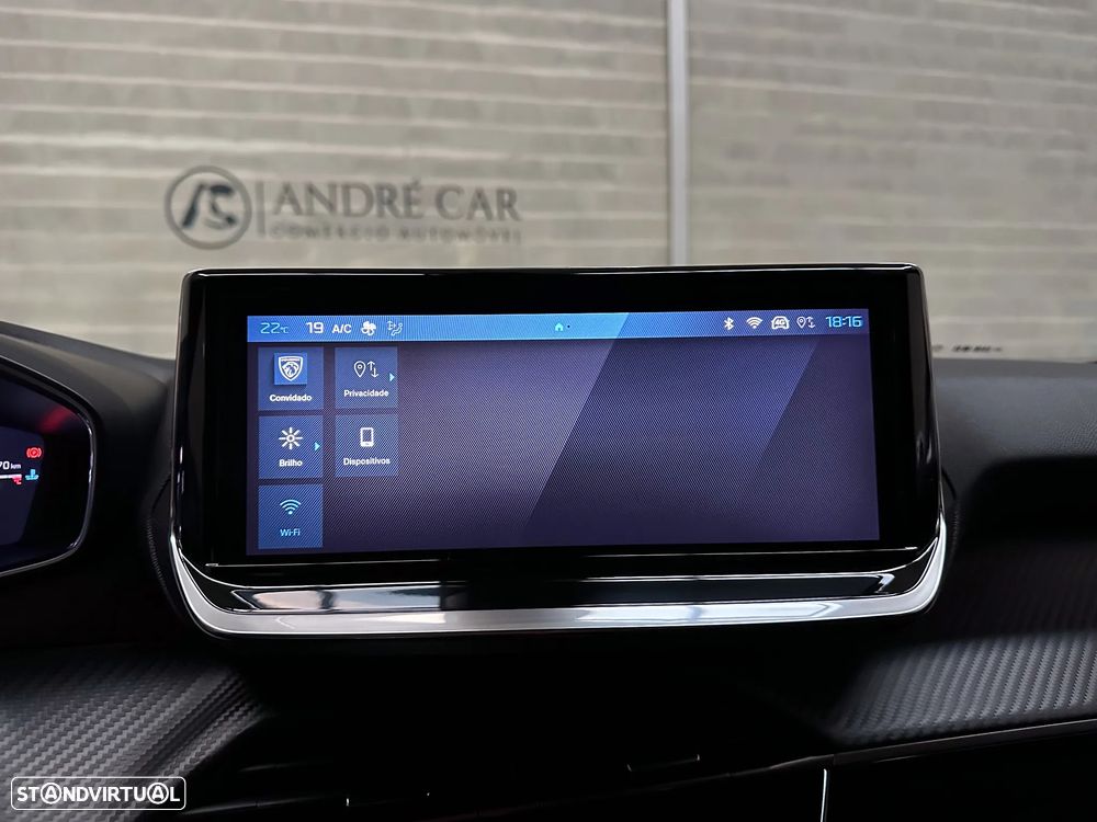 Peugeot 2008 1.2 PureTech Allure - 19