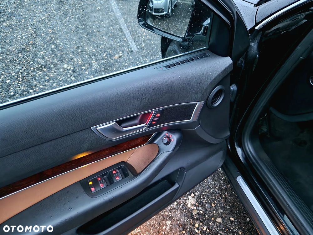 Audi A6 Avant 2.4 Quattro - 17