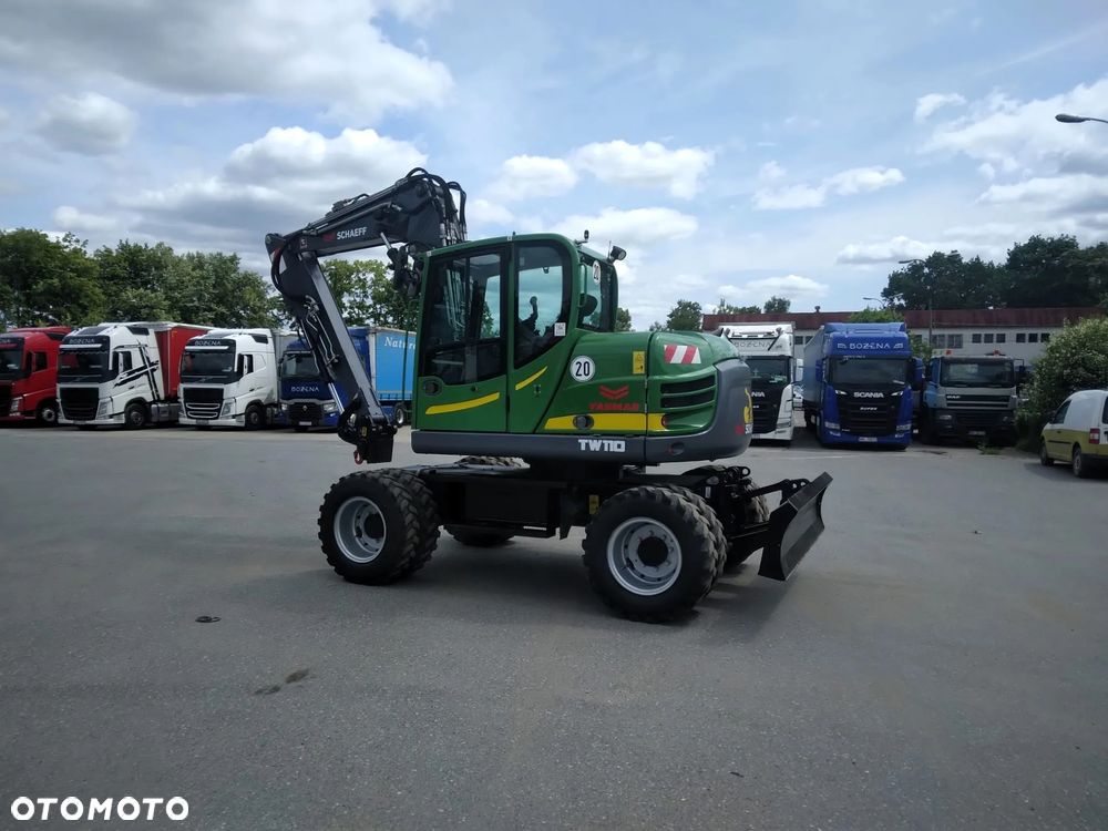 Schaeff TW110 koparka kołowa 4x4 - 16