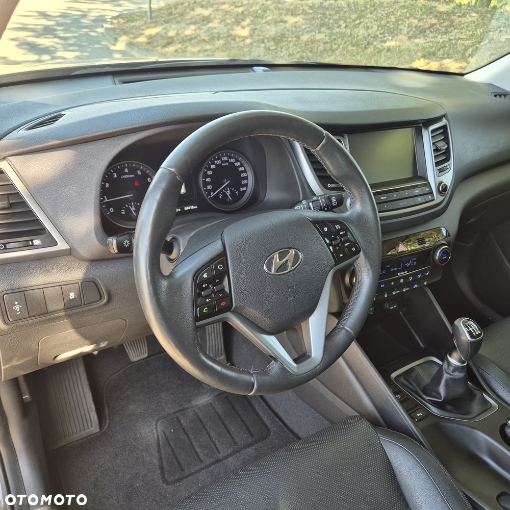 Hyundai Tucson 1.6 GDI BlueDrive Comfort 2WD - 9