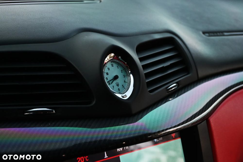 Maserati GranTurismo S Automatik - 37