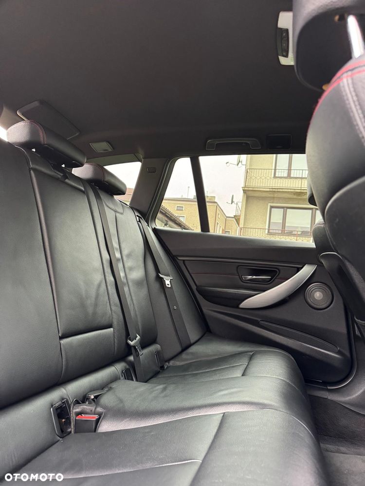 BMW Seria 3 330d Sport Line - 18
