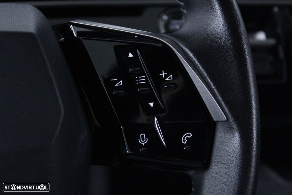 Peugeot 5008 1.2 Hybrid Allure e-DCS6 - 24
