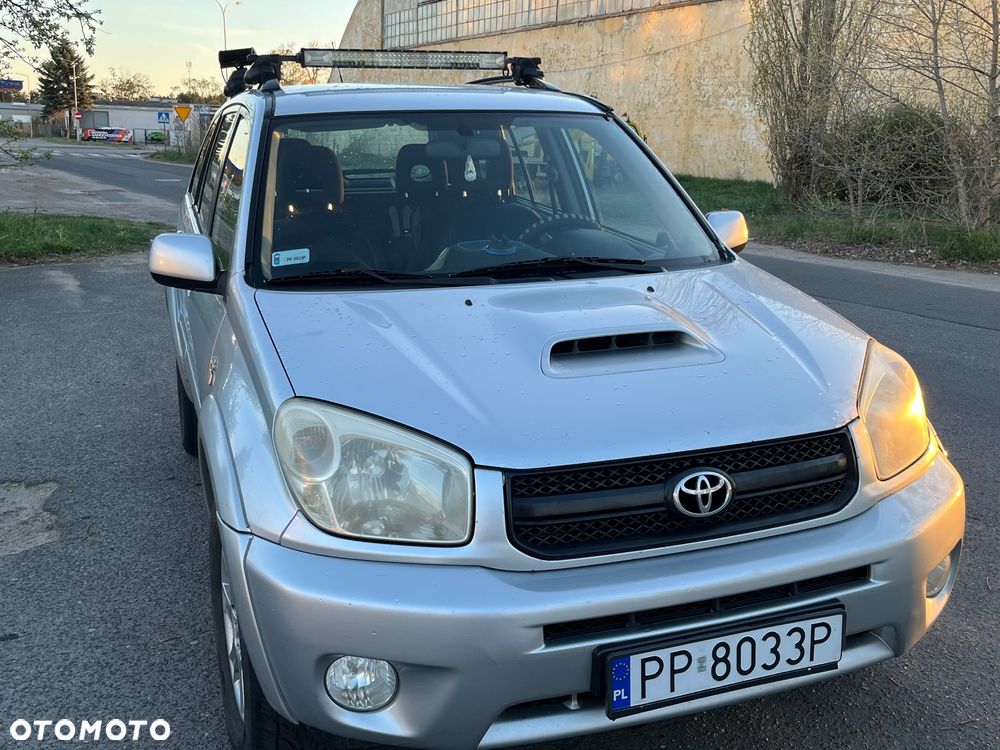 Toyota RAV4 2.0 D-4D 4x4 - 8