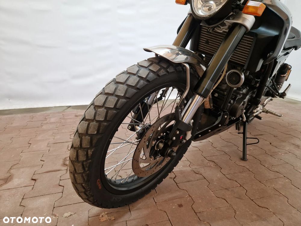 Mondial HPS 125 - 13