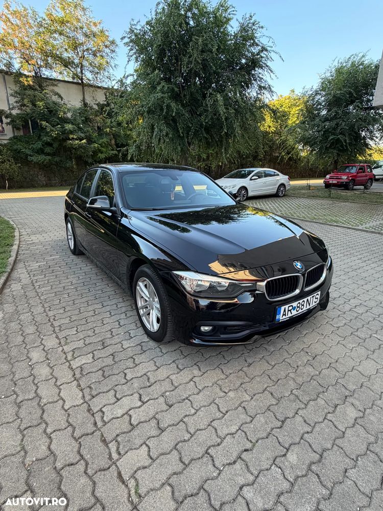 BMW Seria 3 318d - 1
