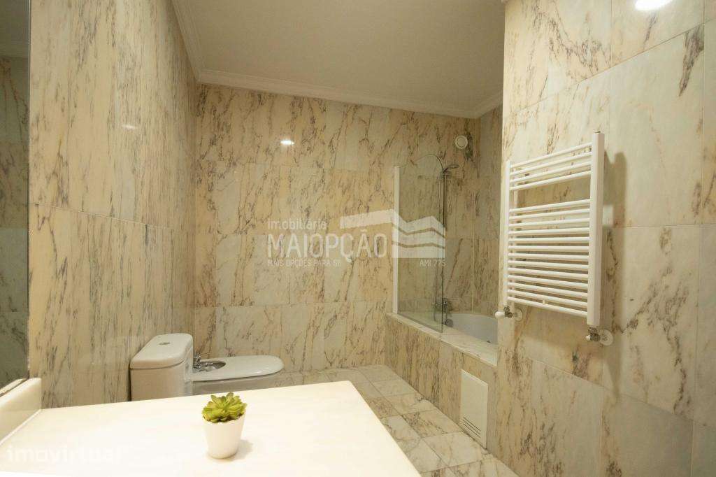 Apartamento T4 em Zona Premium - Pronto a Habitar em Bragança - Grande imagem: 5/24