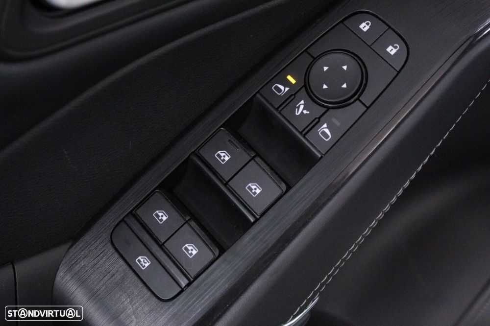 Nissan Qashqai 1.3 DIG-T N-Connecta LED Xtronic - 20