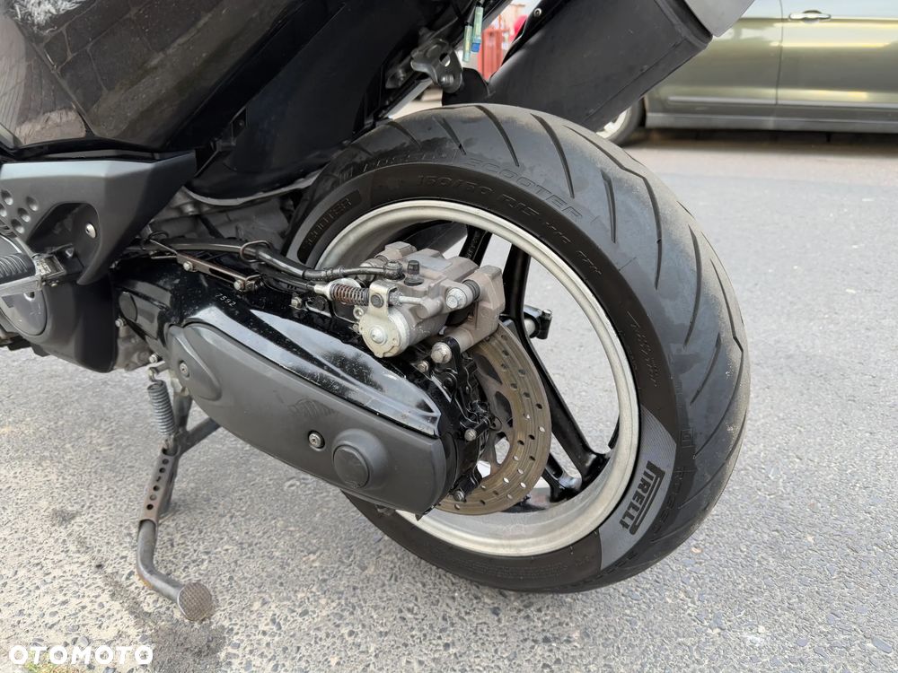Yamaha Tmax - 21